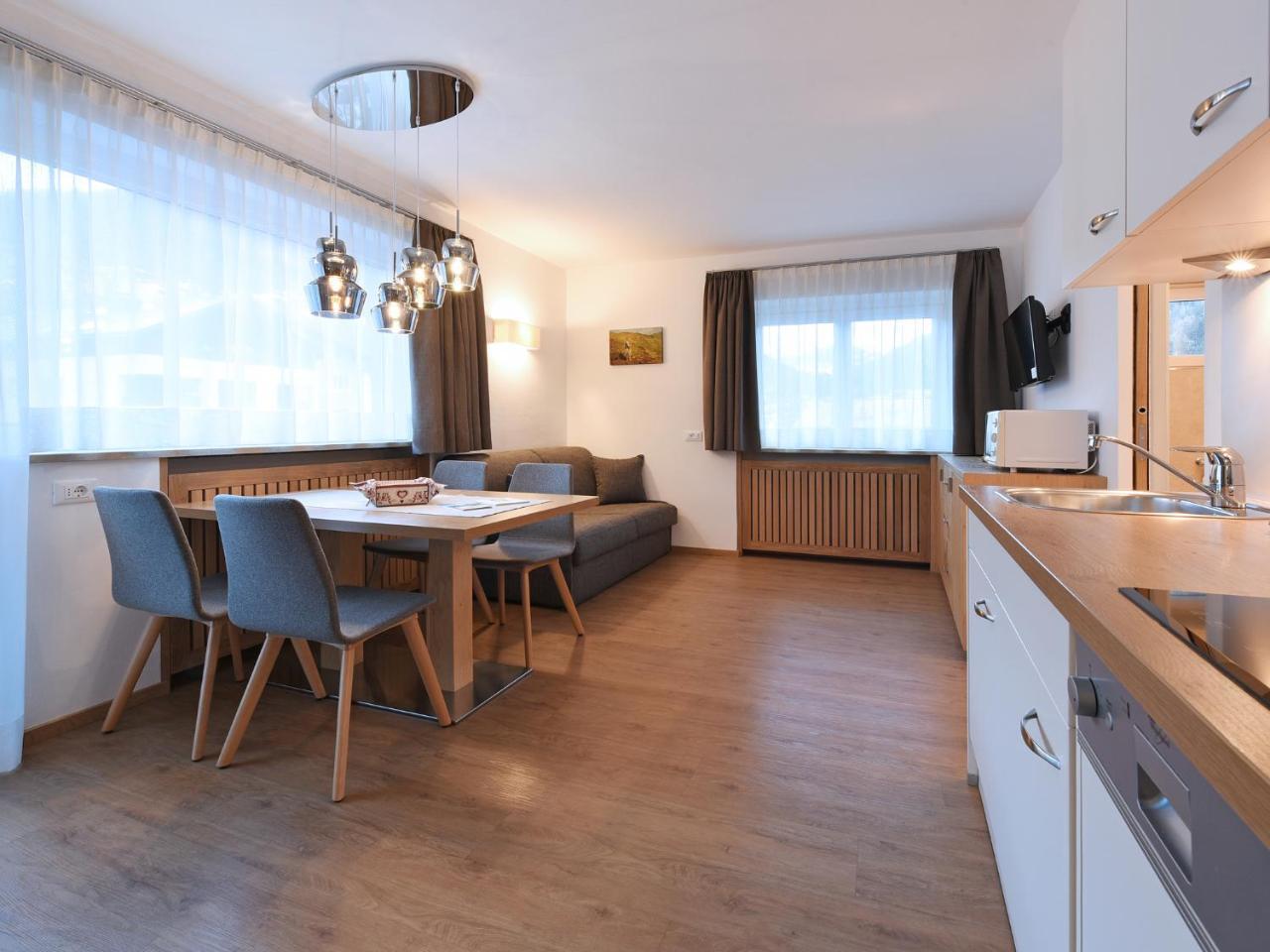 Residence Hotel Fever Ortisei Exterior photo
